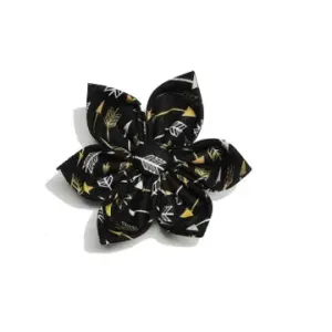 Black Arrows Dog Collar Flower