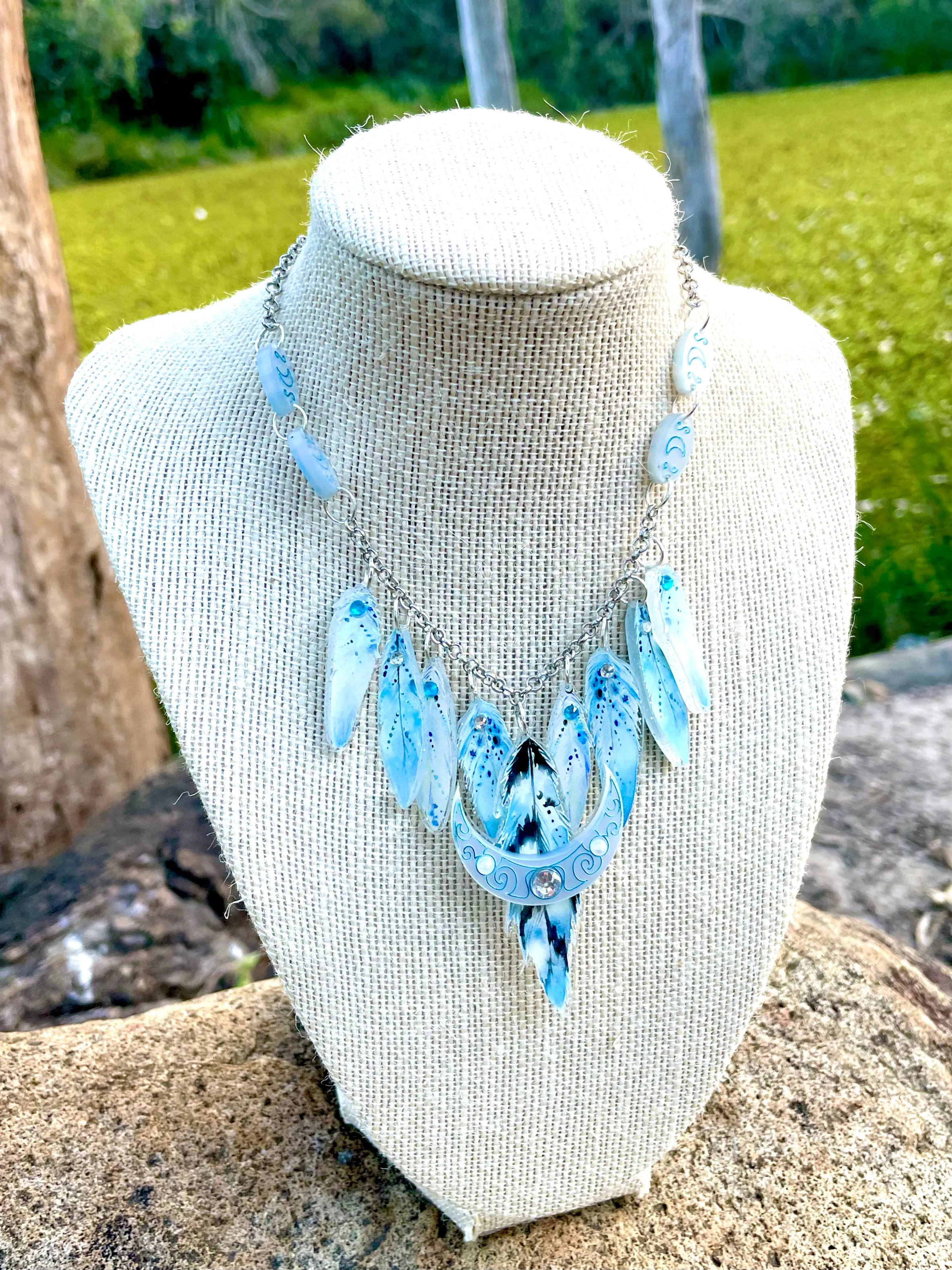 Blue feather moon - Necklace