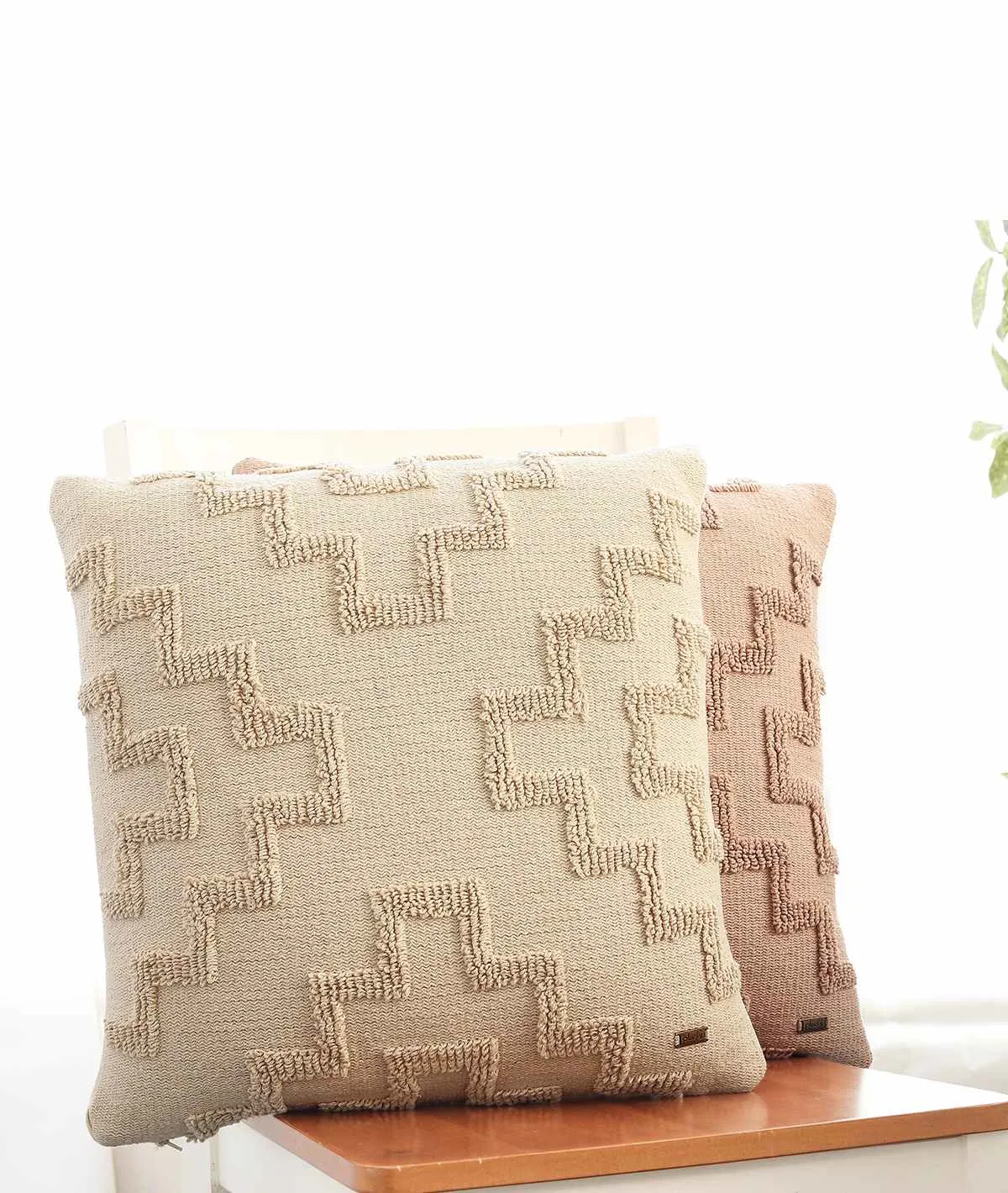 Fret Cotton Knitted Decorative Natural Color 18 x 18 Inches Cushion Cover