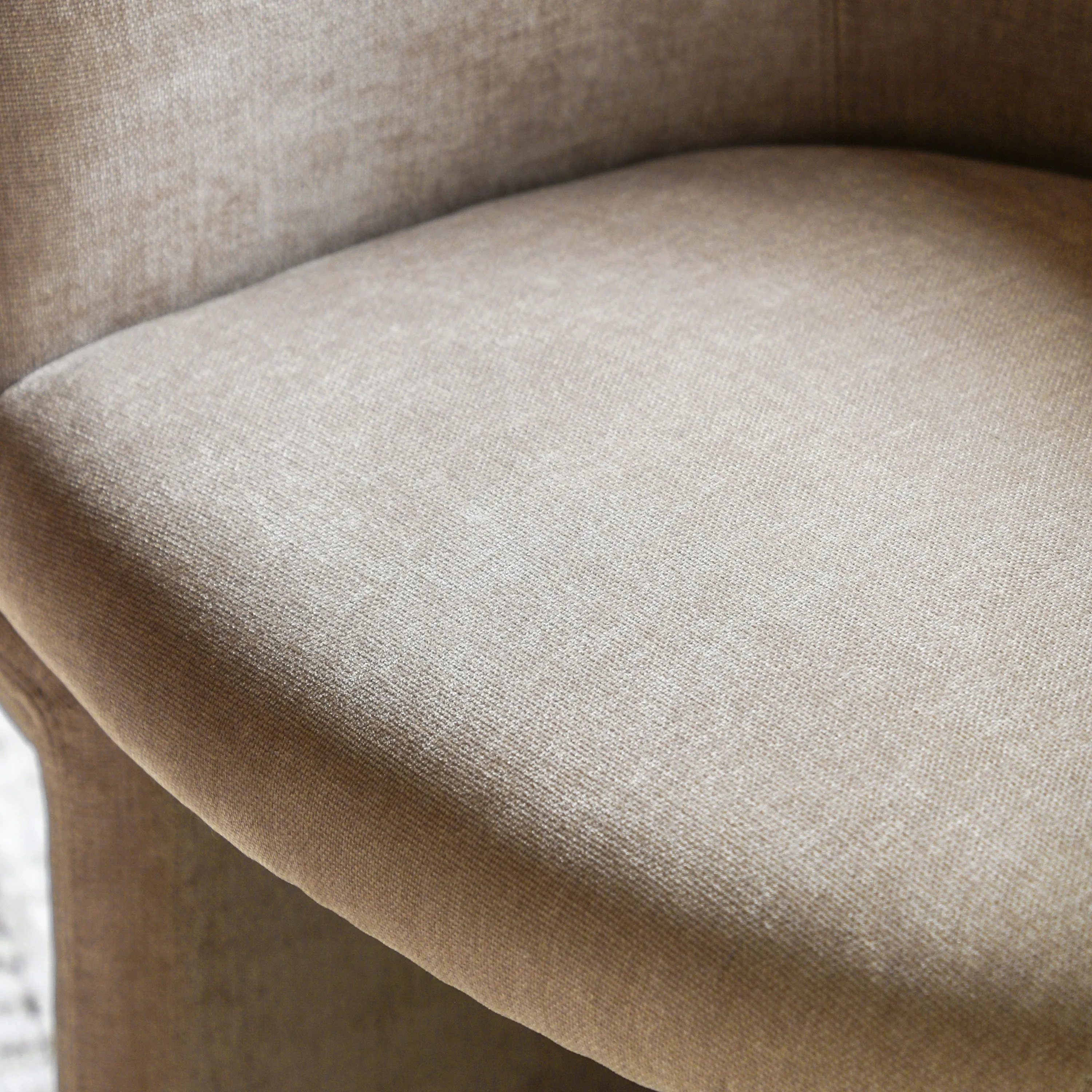 Holm Armchair