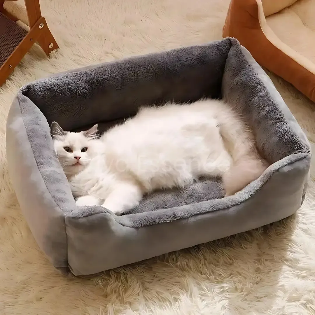 Plush House Basket - Cozy Cat & Dog Bed